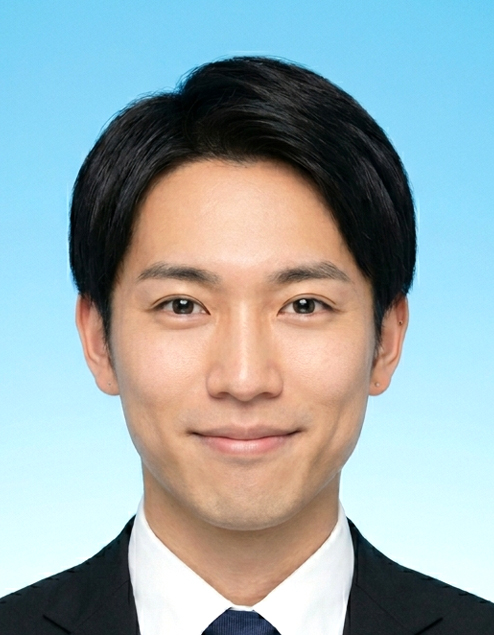 証明写真サンプル（男性）